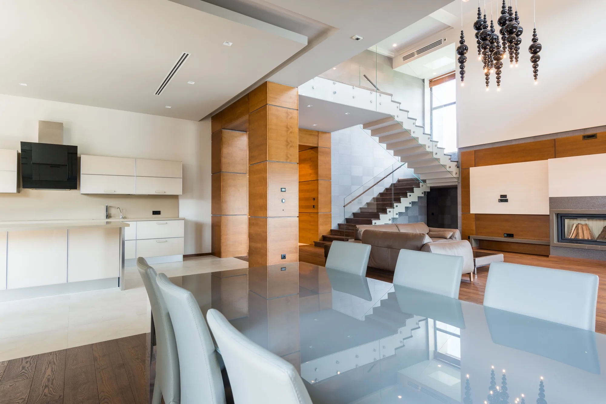 3-bedroom duplex — 224 m²