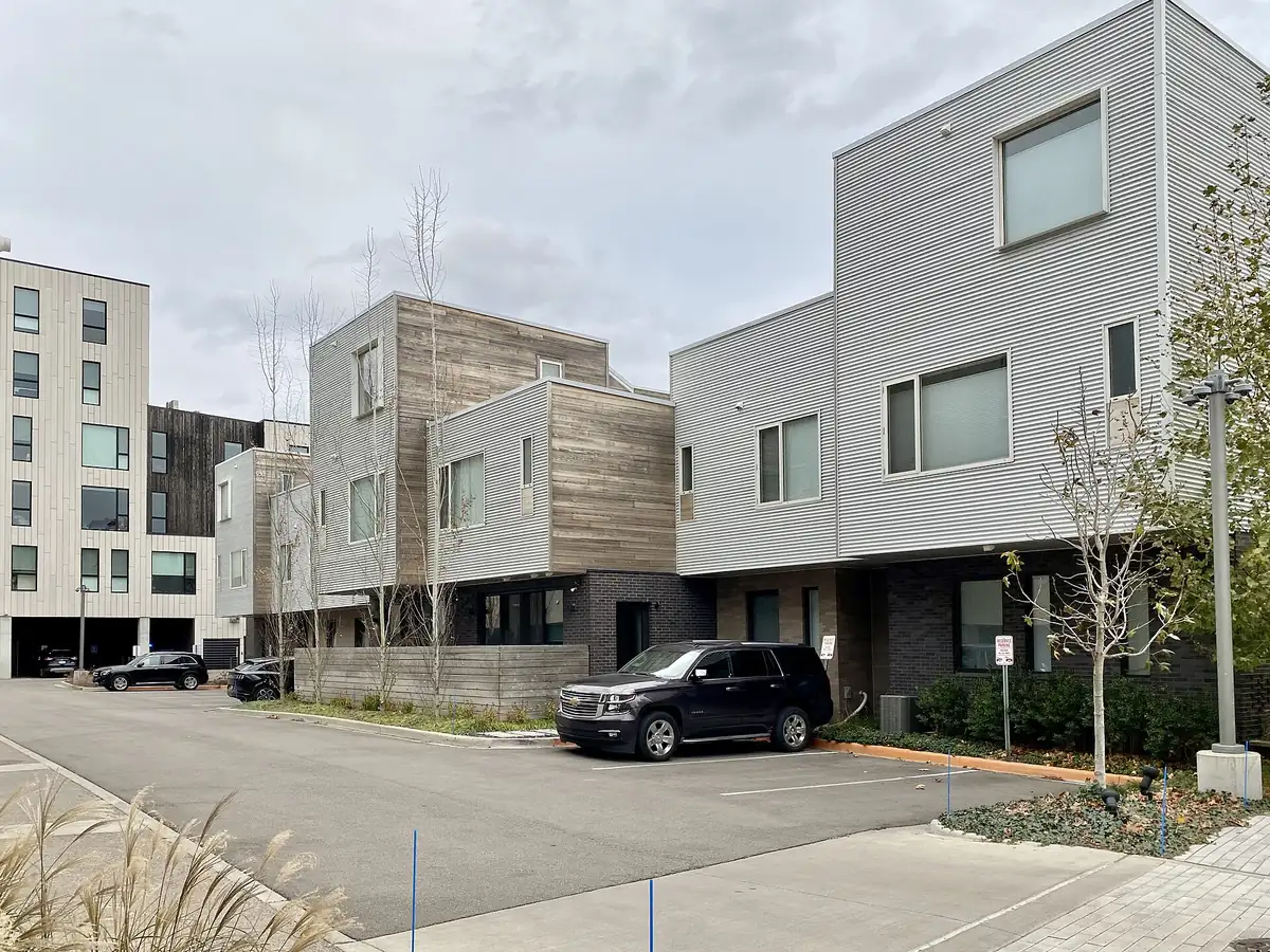 4-bedroom townhouse — 262 m²
