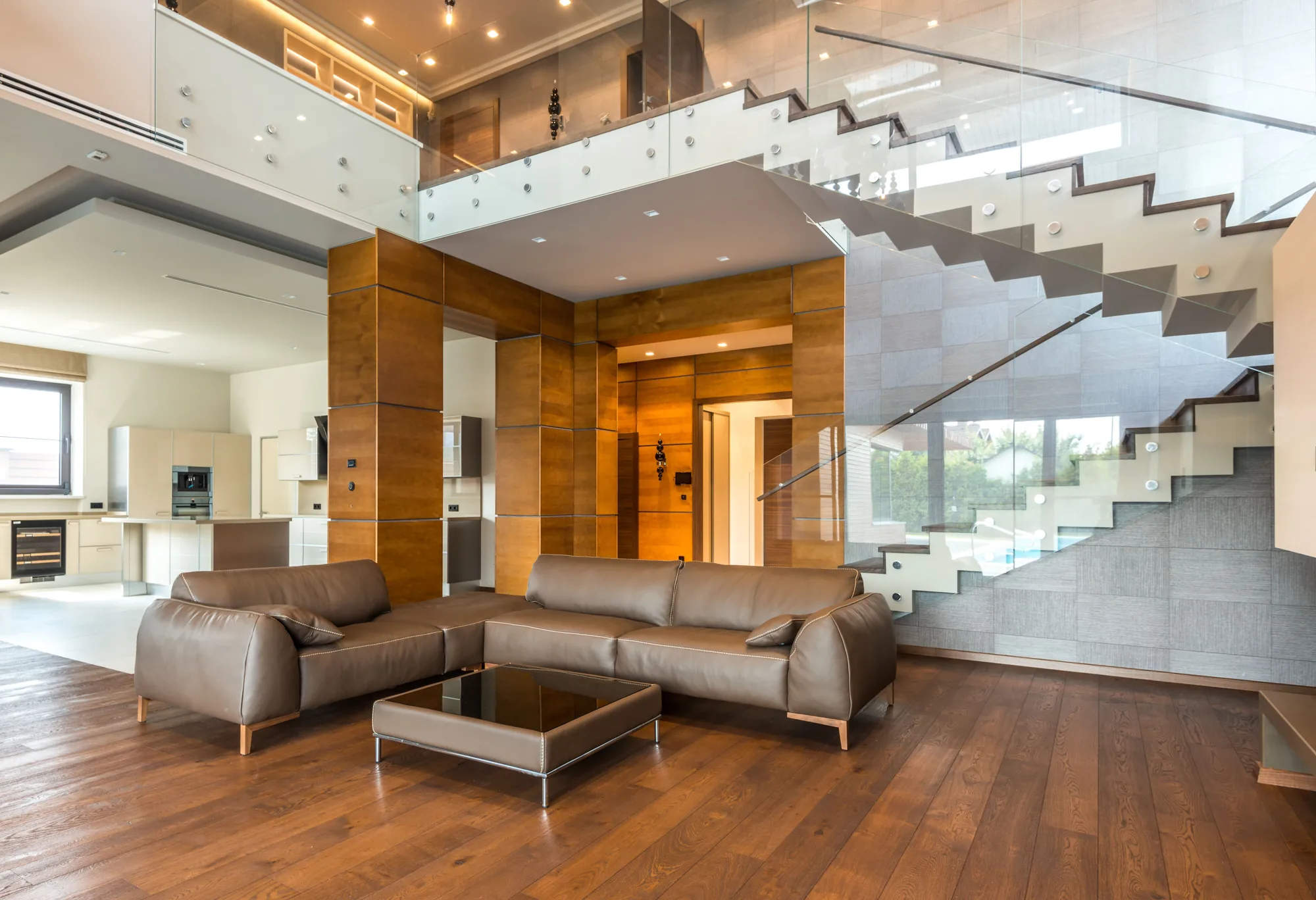 2-bedroom duplex — 195 m²